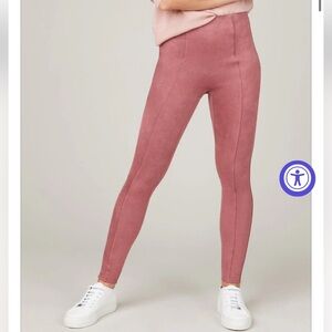 NEW • Spanx • Women’s Faux Suede Leggings
Rich Rose / Pink XS